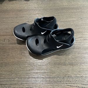 infant nike sandals size 3